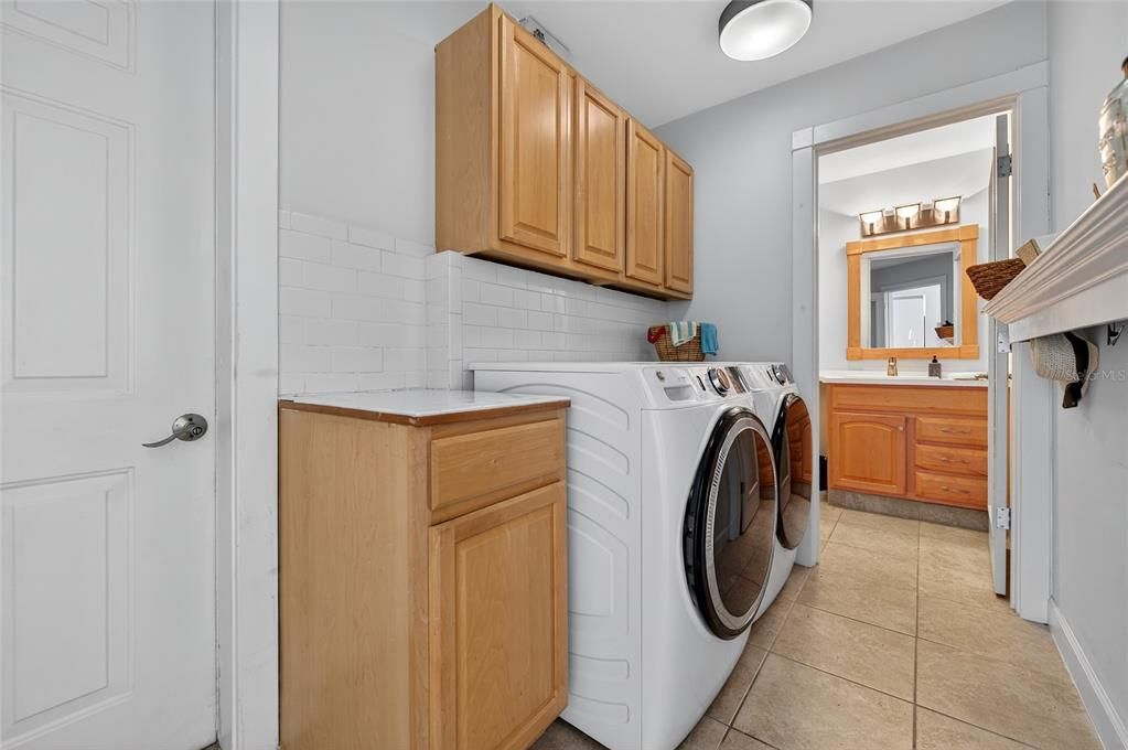 Interior, Washer