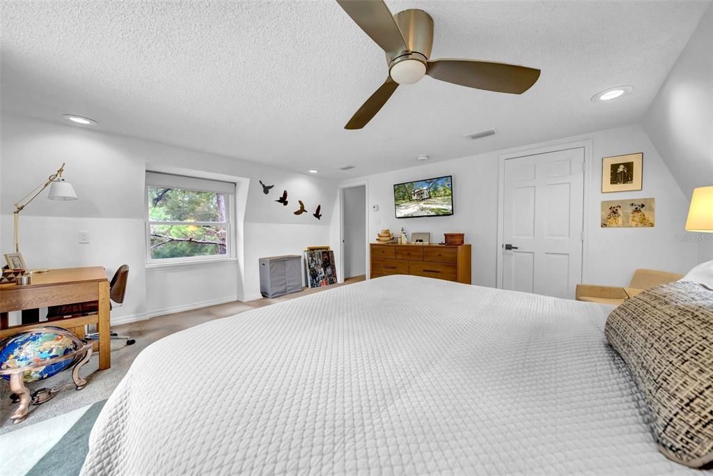 Bedroom, Home Office, Interior, Recessed Lighting