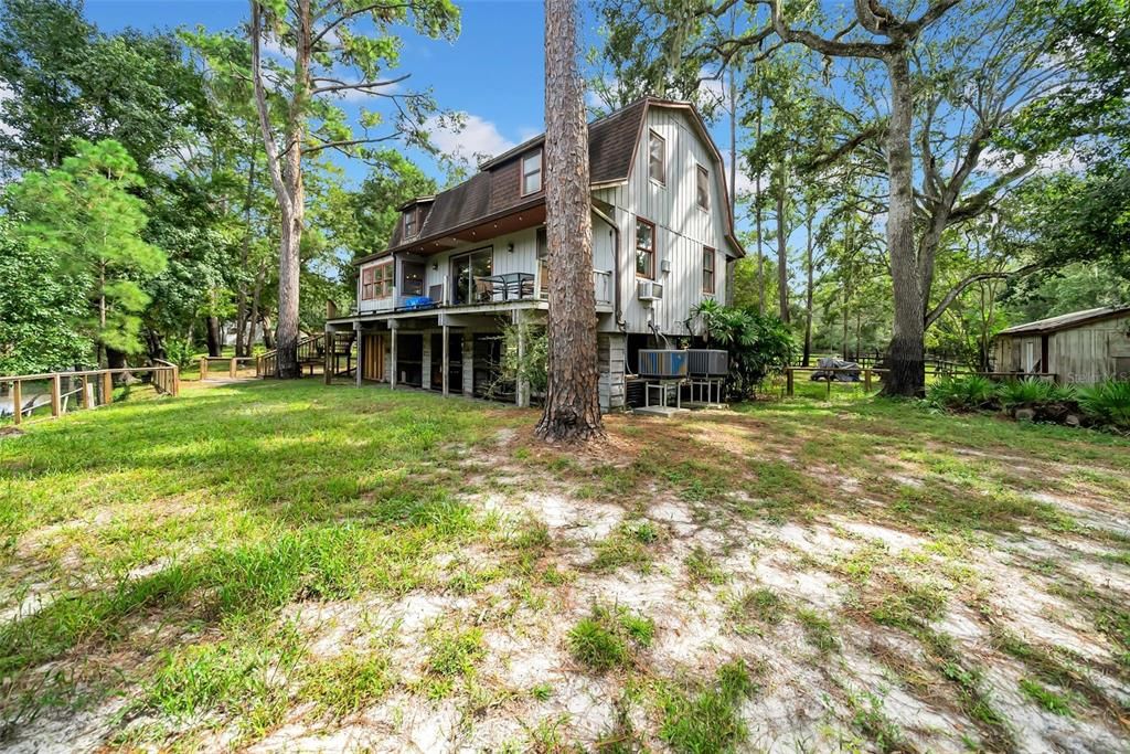 Backyard, Exterior