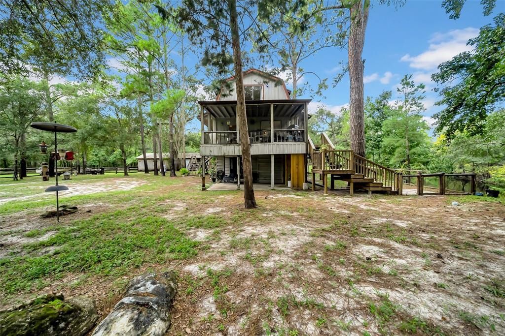 Backyard, Exterior