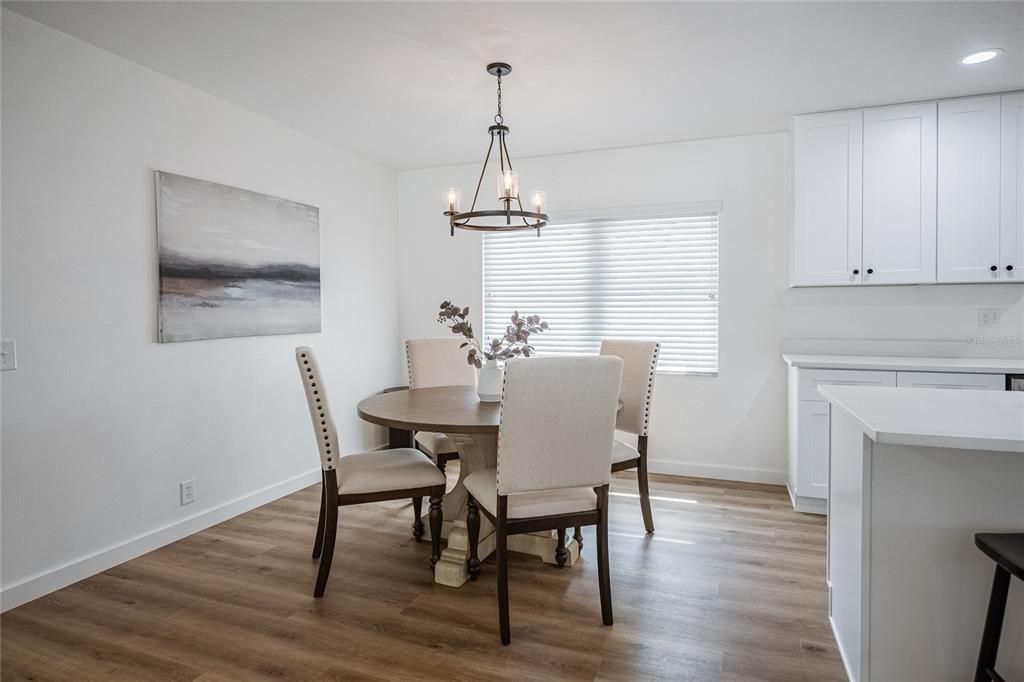Chandelier, Dining room, Interior, Pendant Lights, Recessed Lighting, Wood Texture Flooring