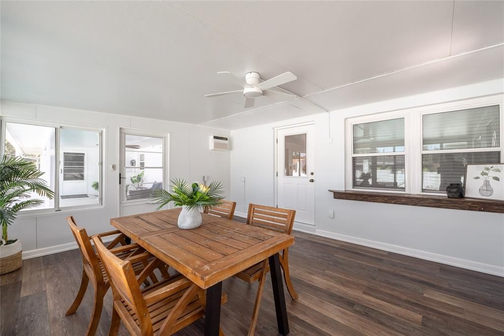 Dining room, Interior, Wood Texture Flooring