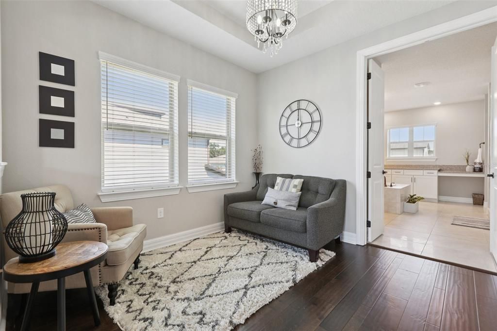 Chandelier, Interior, Recessed Lighting, Wood Texture Flooring