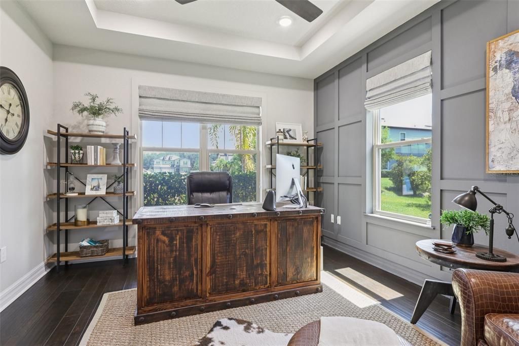 Home Office, Interior, Recessed Lighting, Wood Texture Flooring