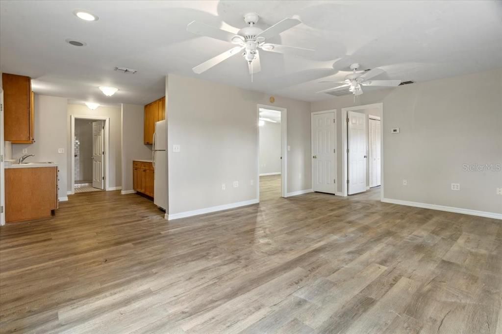 Empty room, Interior, Recessed Lighting, Wood Texture Flooring