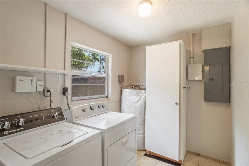Interior, Utility Closets, Washer