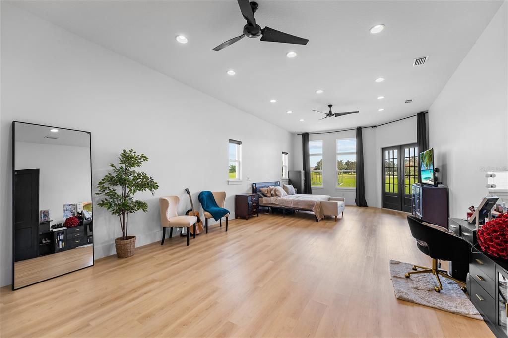 Bedroom, Home Office, Interior, Recessed Lighting, Wood Texture Flooring