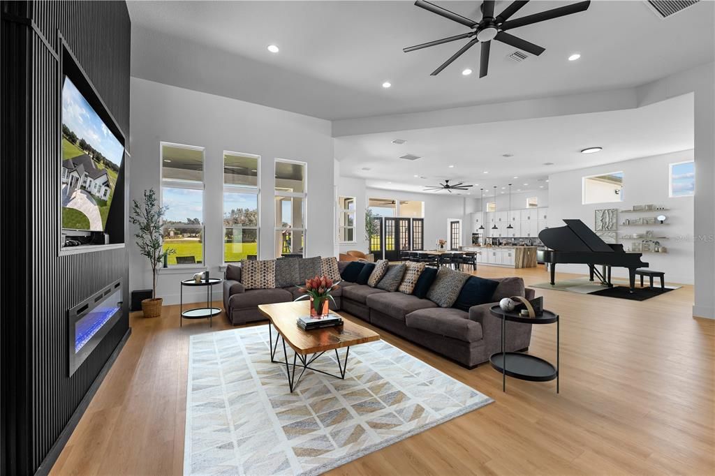 Interior, Living room, Pendant Lights, Piano, Recessed Lighting, Wood Texture Flooring