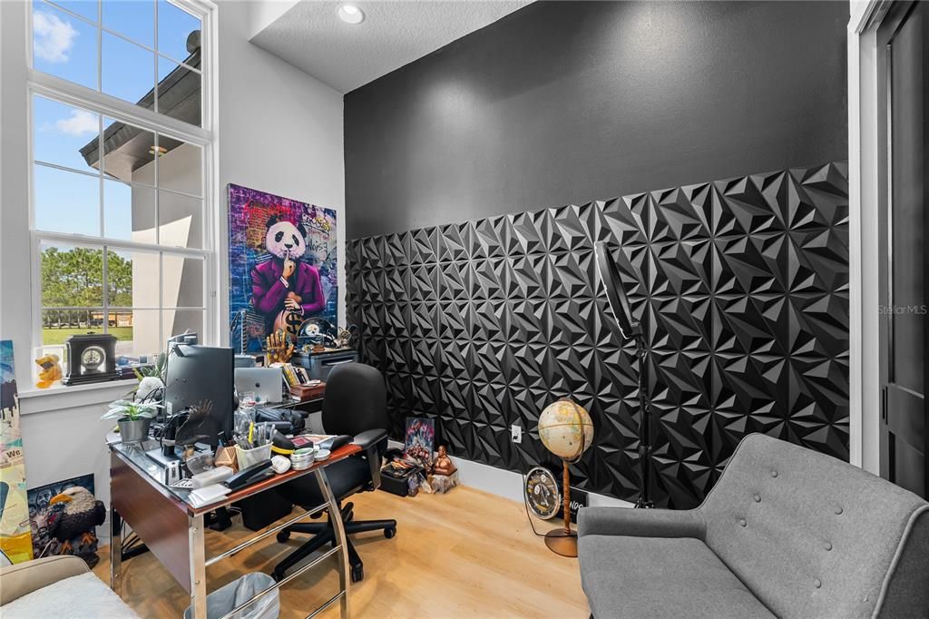 Home Office, Interior, Recessed Lighting, Wood Texture Flooring