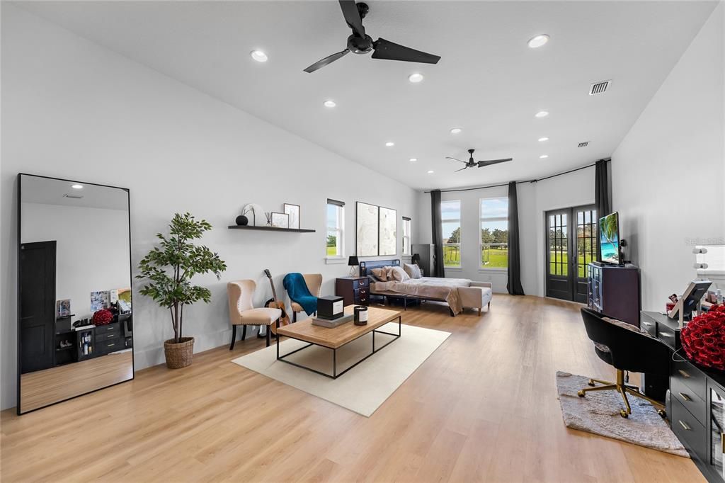 Home Office, Interior, Living room, Recessed Lighting, Wood Texture Flooring