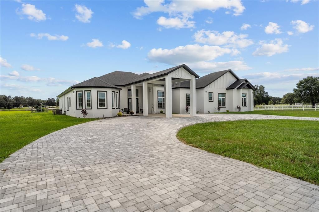 Backyard, Exterior, Facade, Farmhouse