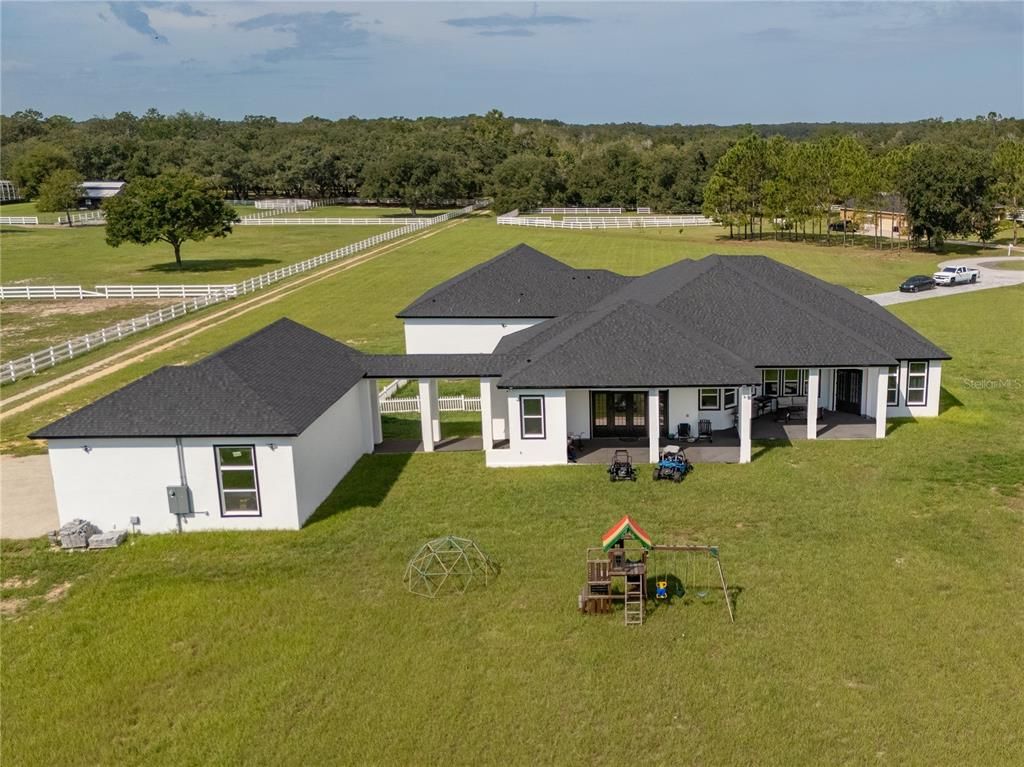 Exterior, Drone