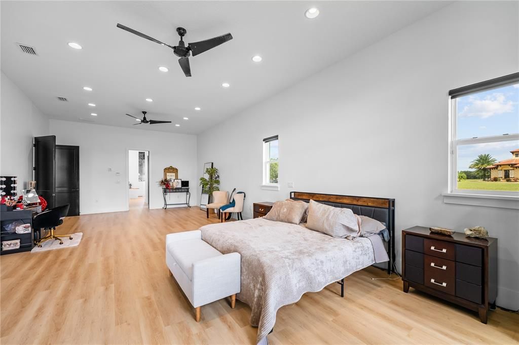 Bedroom, Interior, Recessed Lighting, Wood Texture Flooring
