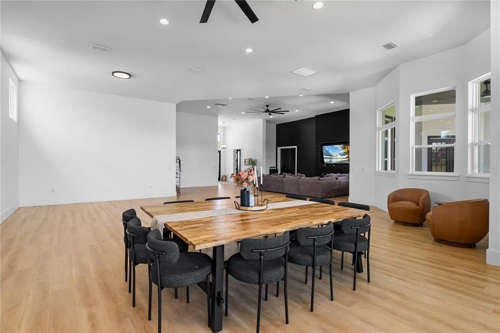 Dining room, Interior, Living room, Recessed Lighting, Wood Texture Flooring