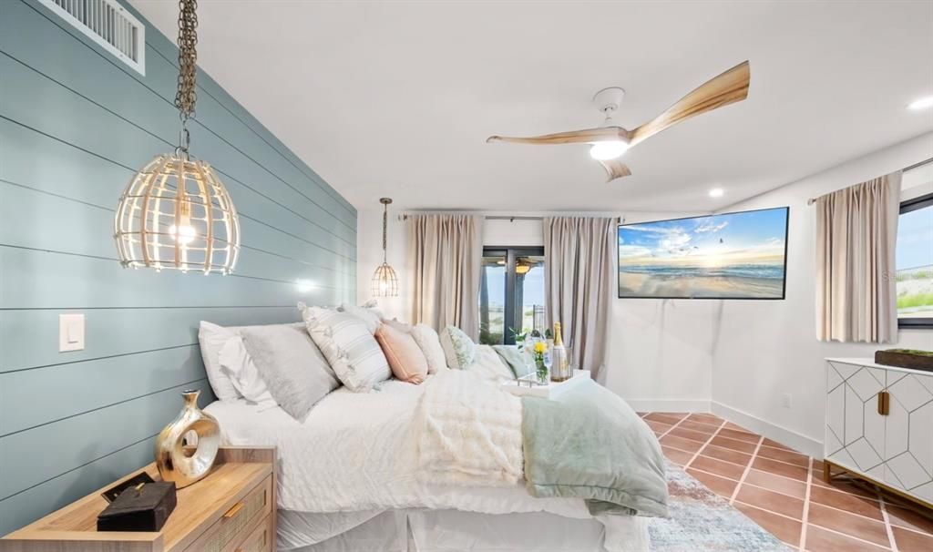Bedroom, Interior, Pendant Lights, Recessed Lighting