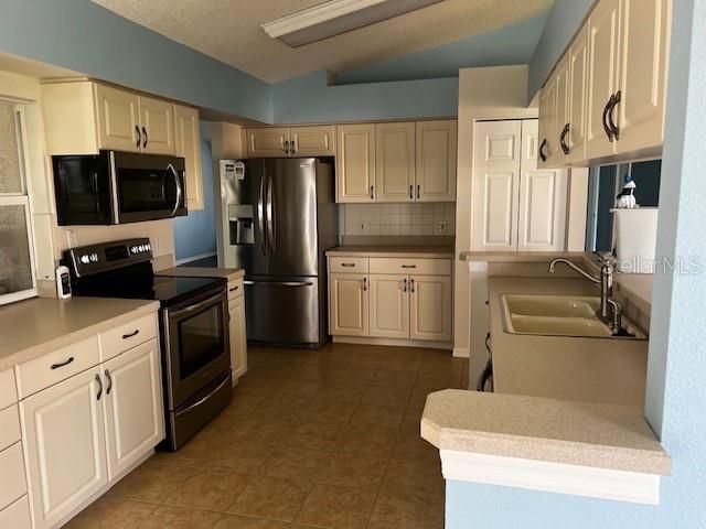 Interior, Kitchen, Stainless Steel Appliances