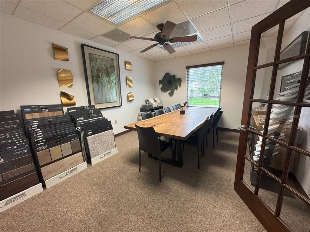 Dining room, Interior