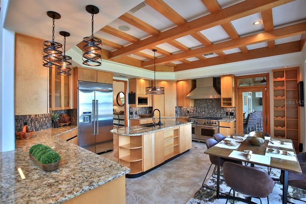 Dining room, Interior, Kitchen, Pendant Lights, Recessed Lighting, Stainless Steel Appliances, Wooden Beams