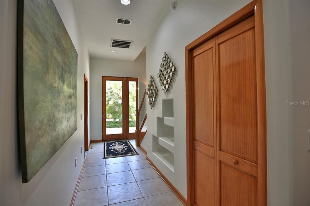 Interior, Recessed Lighting