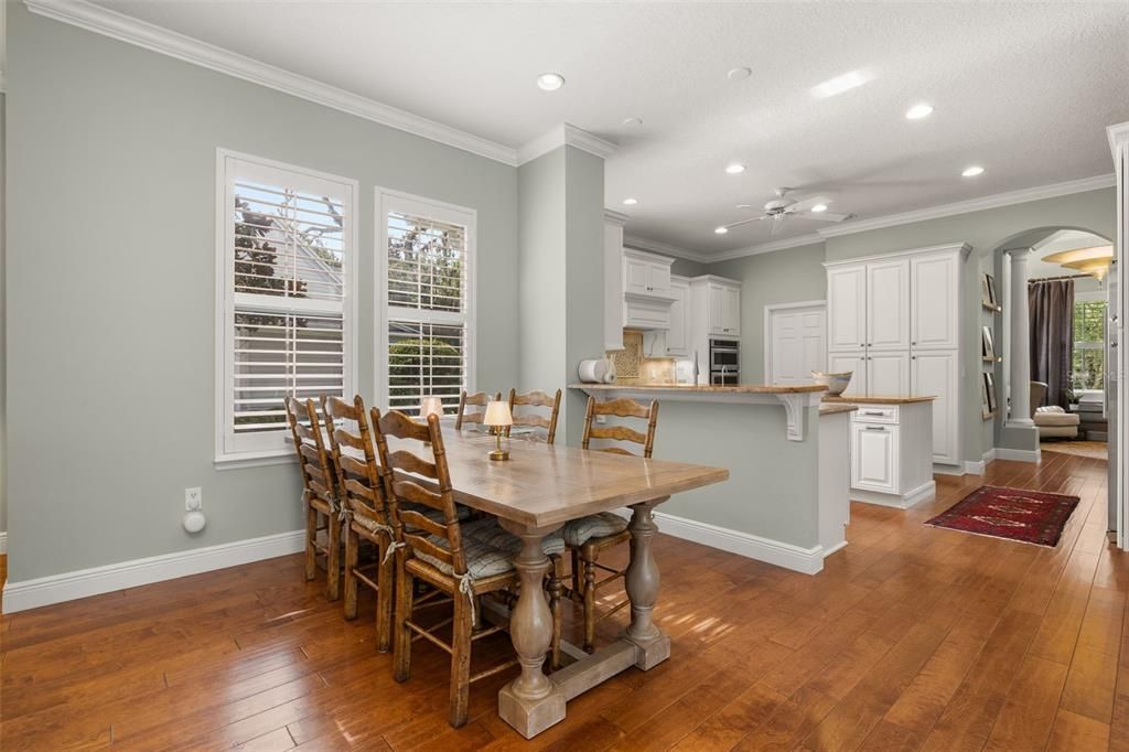 Dining room, Interior, Kitchen, Recessed Lighting, Wood Texture Flooring