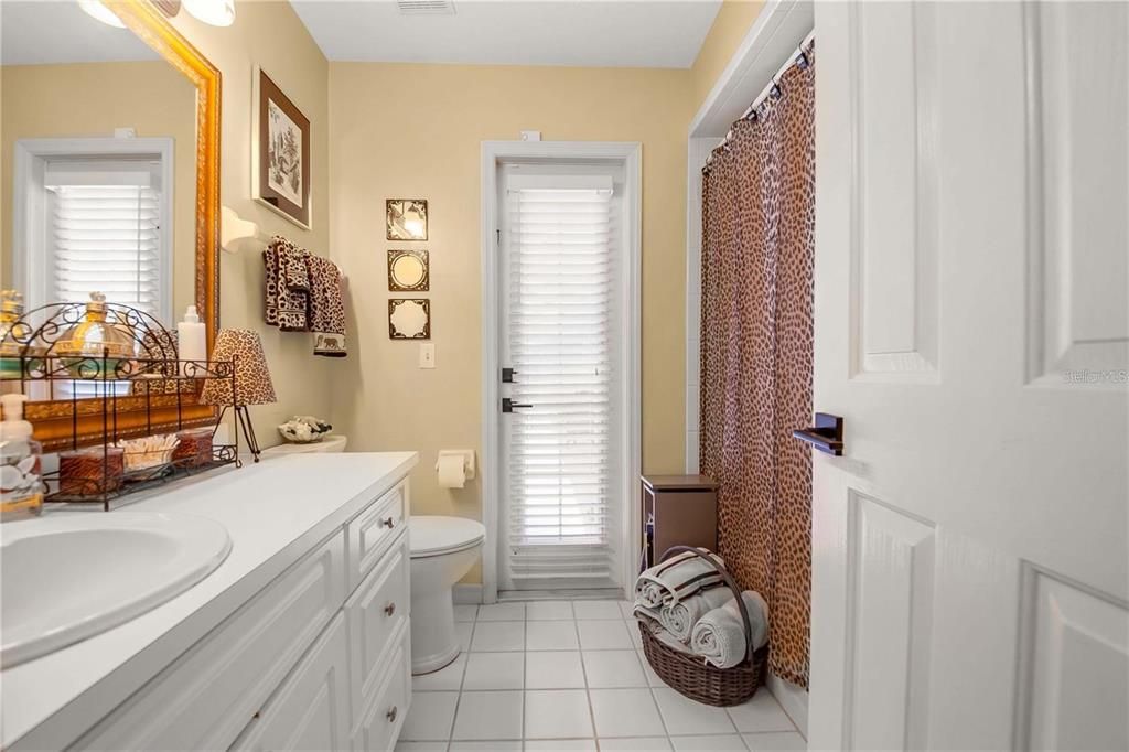 Bathroom, Interior