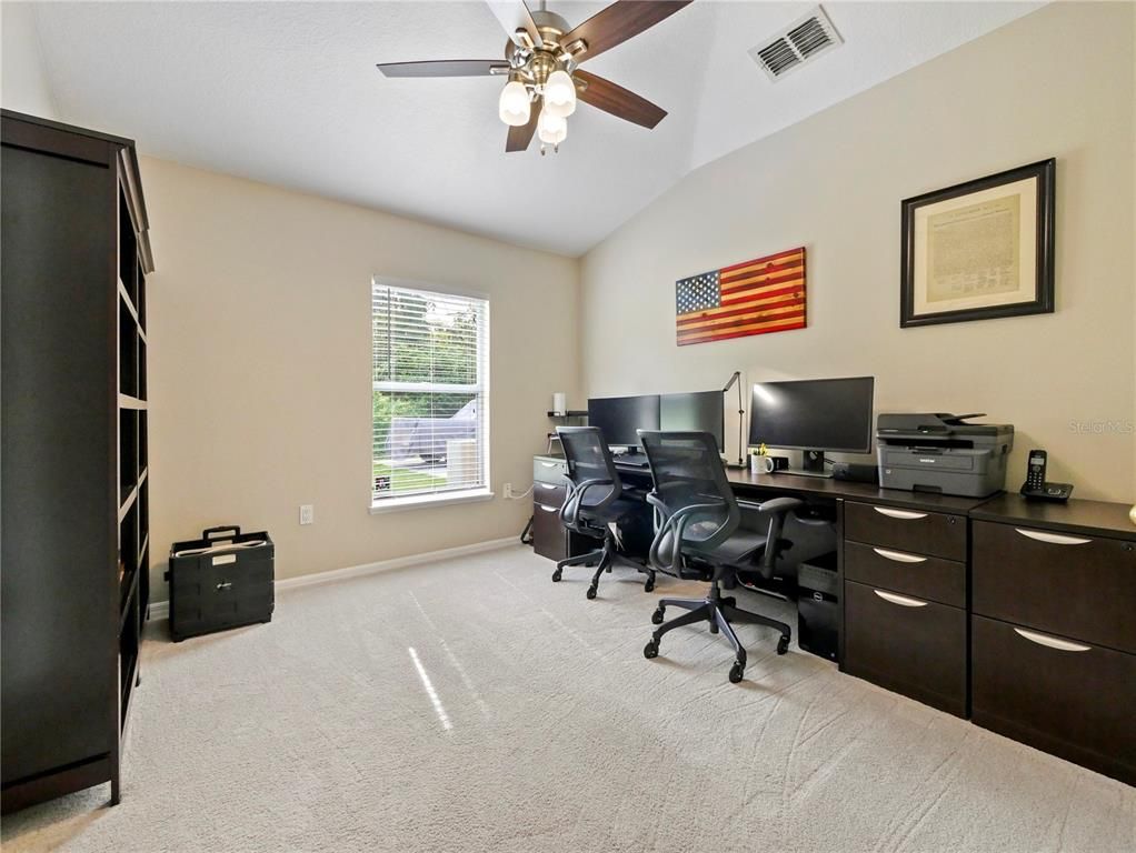 Home Office, Interior