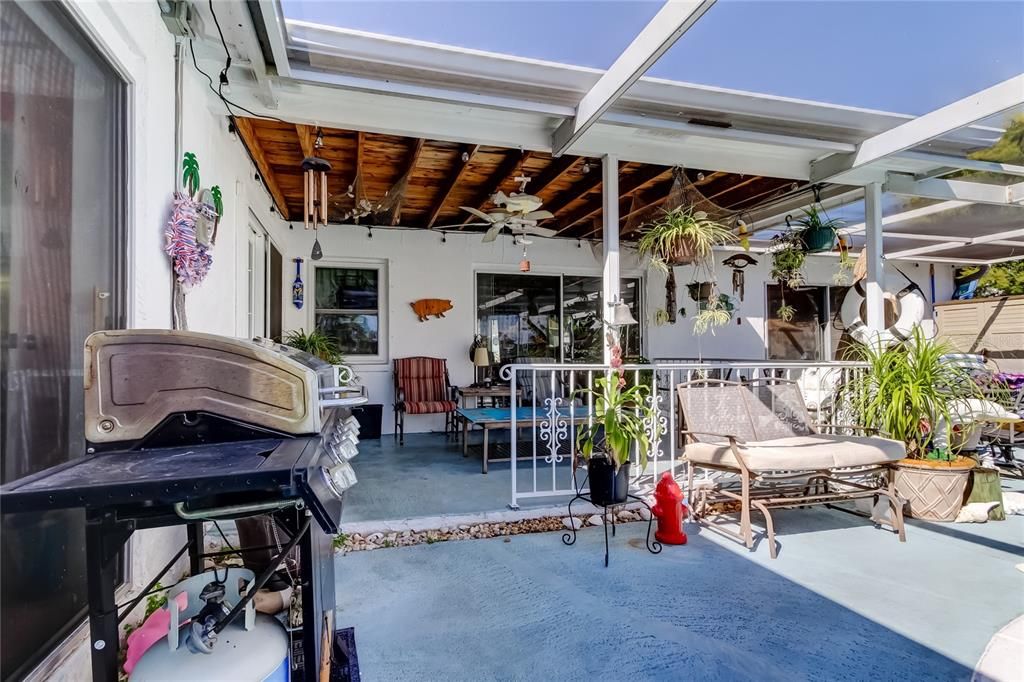Exterior, Sun Room