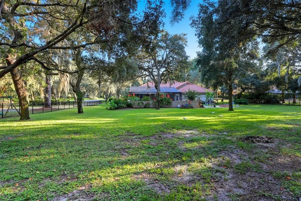 Backyard, Exterior
