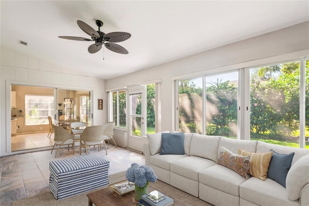 Dining room, Interior, Living room