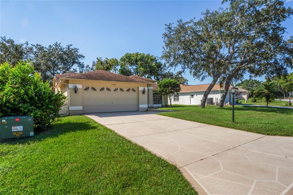 Detached Garage, Exterior