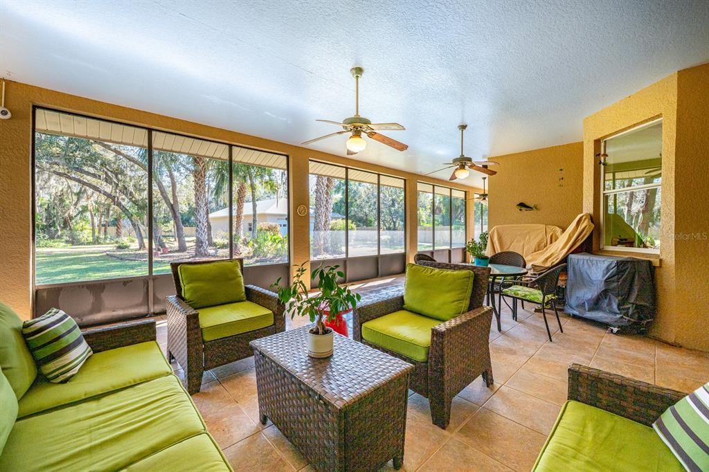 Dining room, Interior, Living room, Sun Room