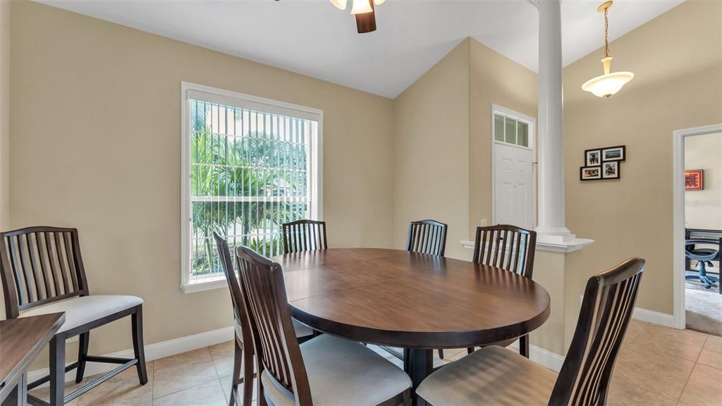 Dining room, Interior, Pendant Lights