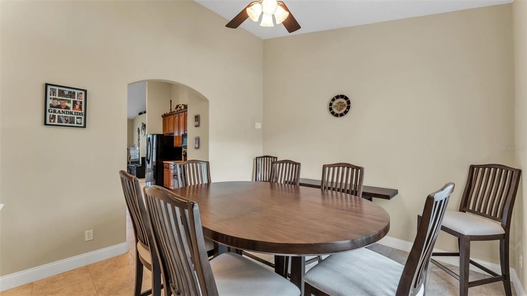 Dining room, Interior