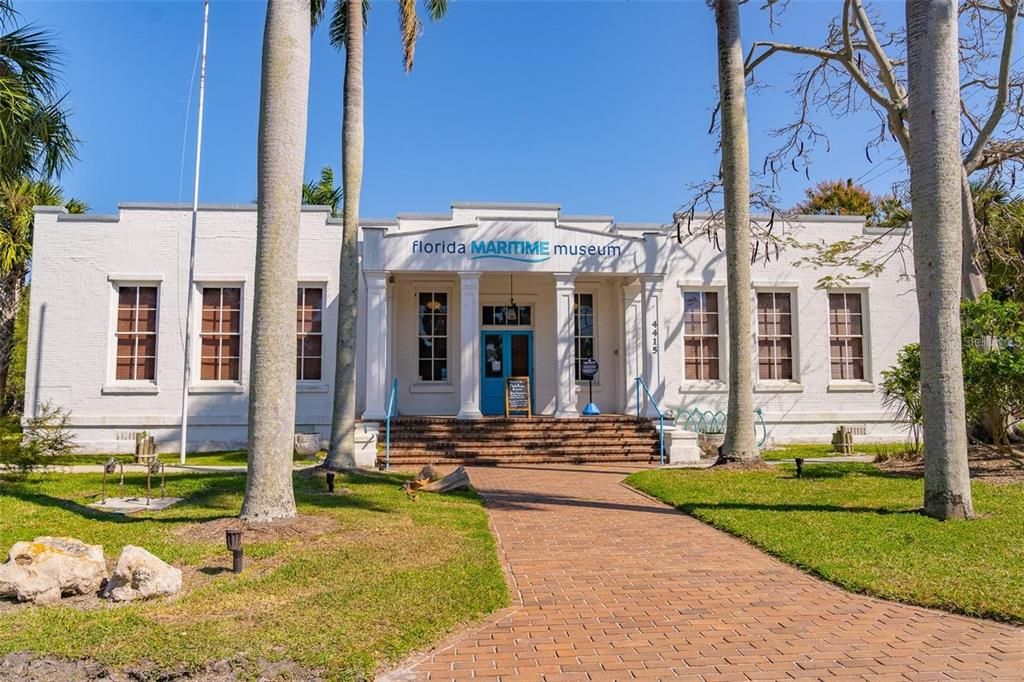 Exterior, Facade, French Provincial