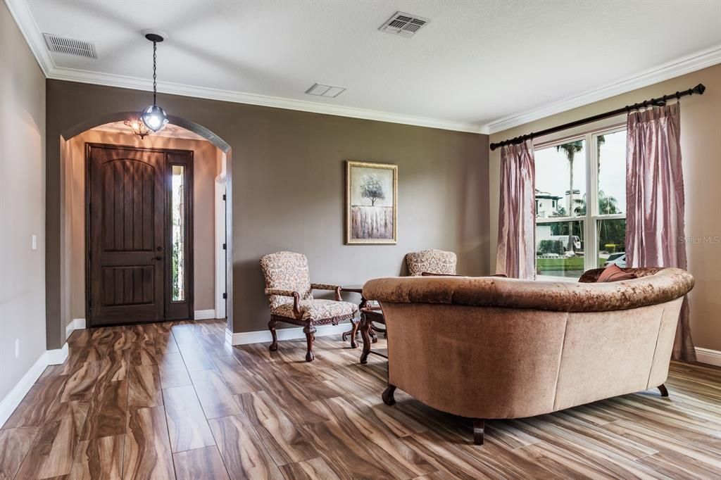 Interior, Living room, Pendant Lights, Wood Texture Flooring