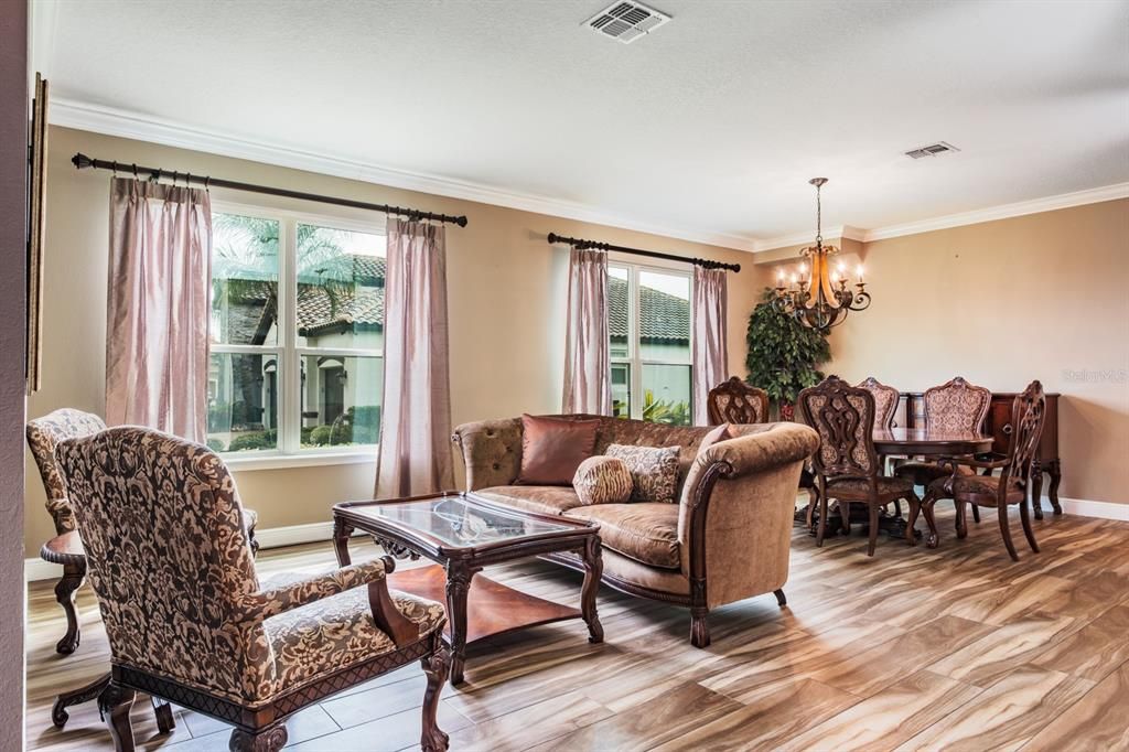 Chandelier, Dining room, Interior, Living room, Wood Texture Flooring