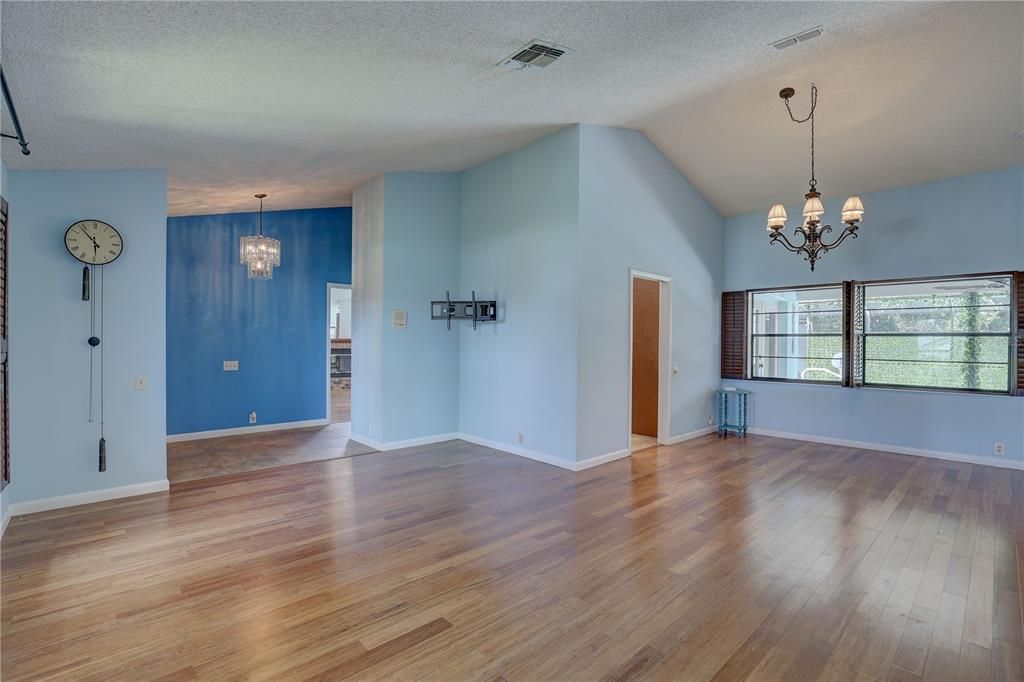 Chandelier, Empty room, Interior, Wood Texture Flooring