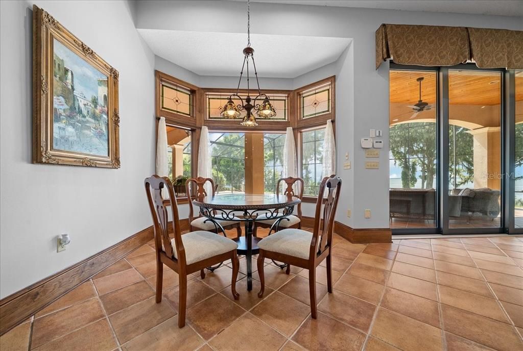 Dining room, Interior, Pendant Lights