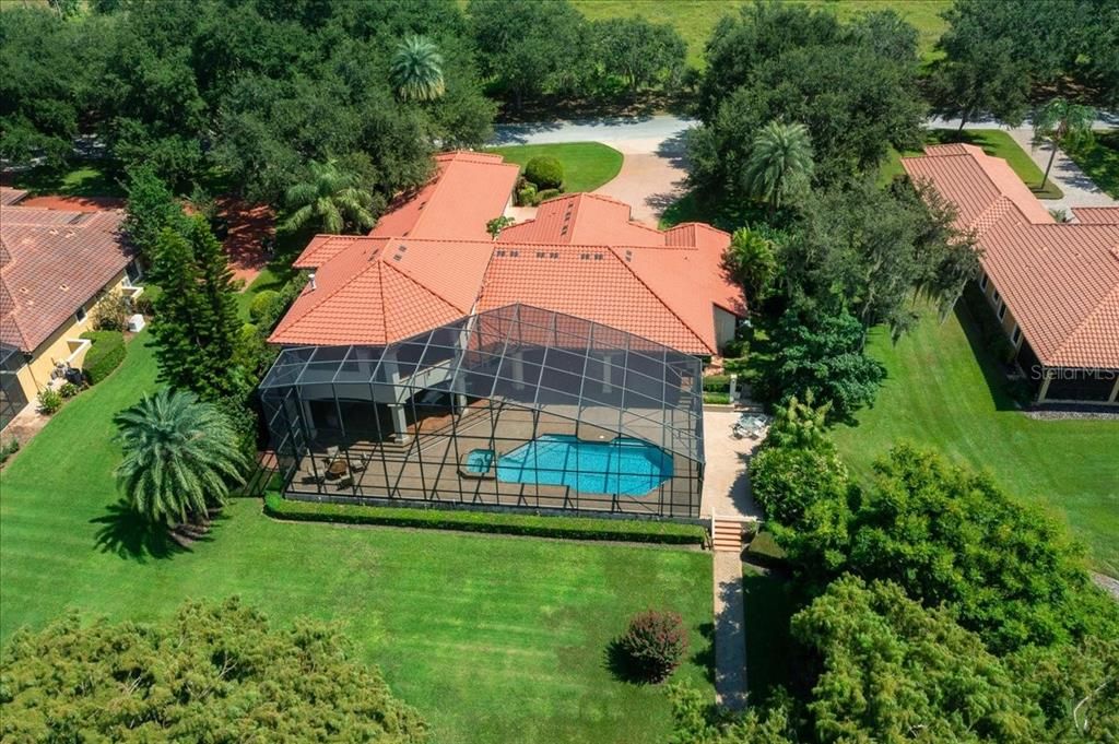 Exterior, Drone