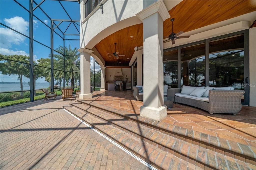 Interior, Sun Room, Water