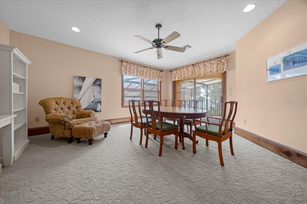 Dining room, Interior, Recessed Lighting