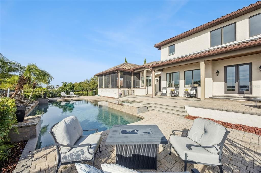 Exterior, Pool