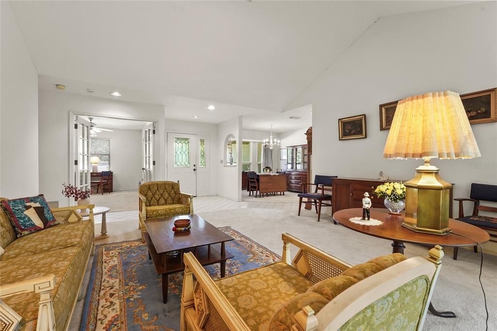 Chandelier, Dining room, Interior, Living room, Recessed Lighting