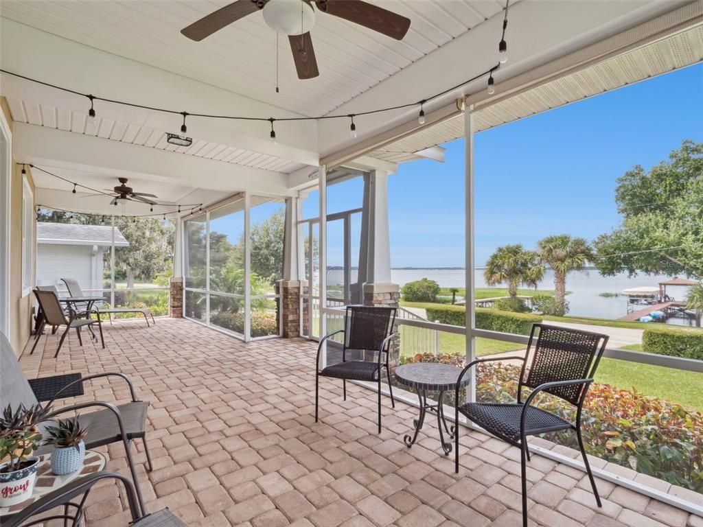 Interior, Sun Room, Water