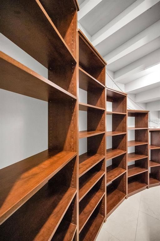 Interior, Walk-in Closets
