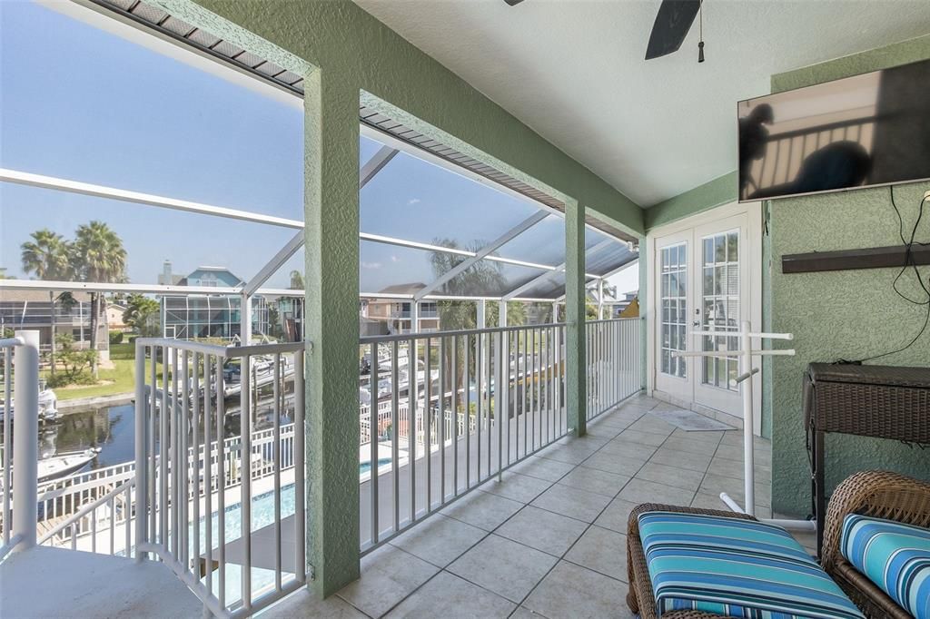 Glass Ceilings, Interior, Sun Room, Water
