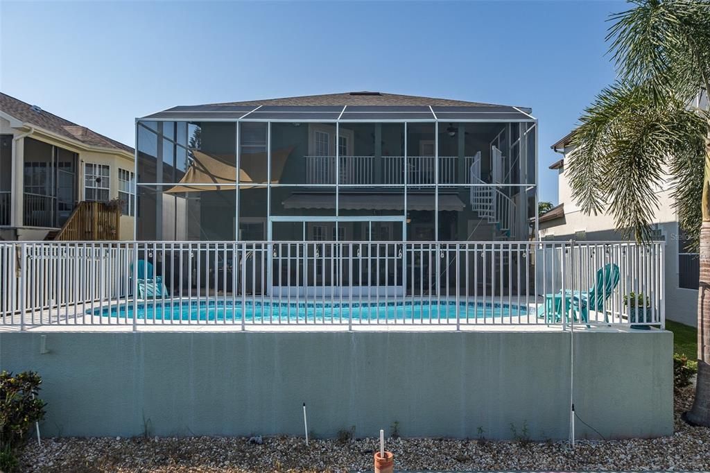 Exterior, Pool