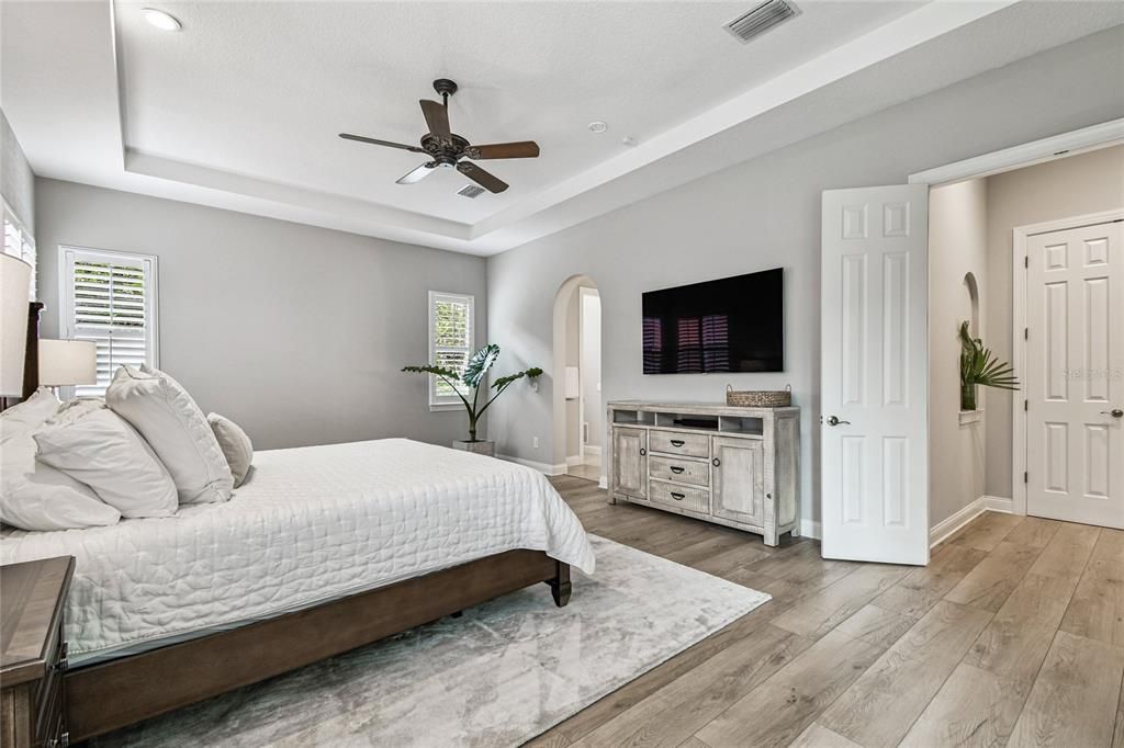 Bedroom, Interior, Recessed Lighting, Wood Texture Flooring