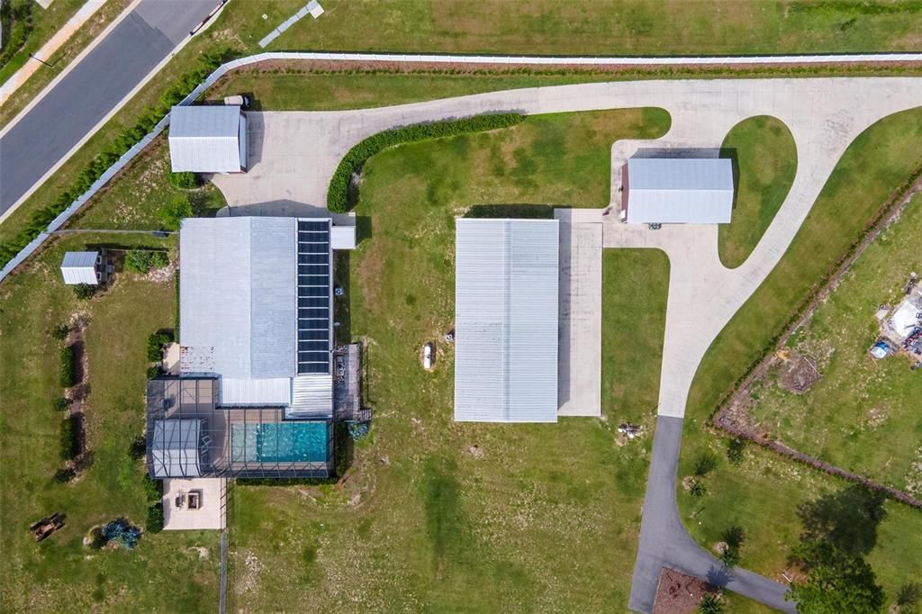 Exterior, Drone