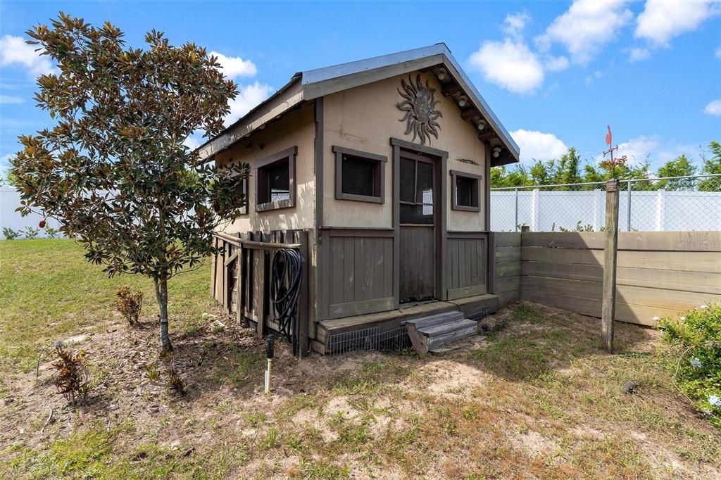 Backyard, Exterior
